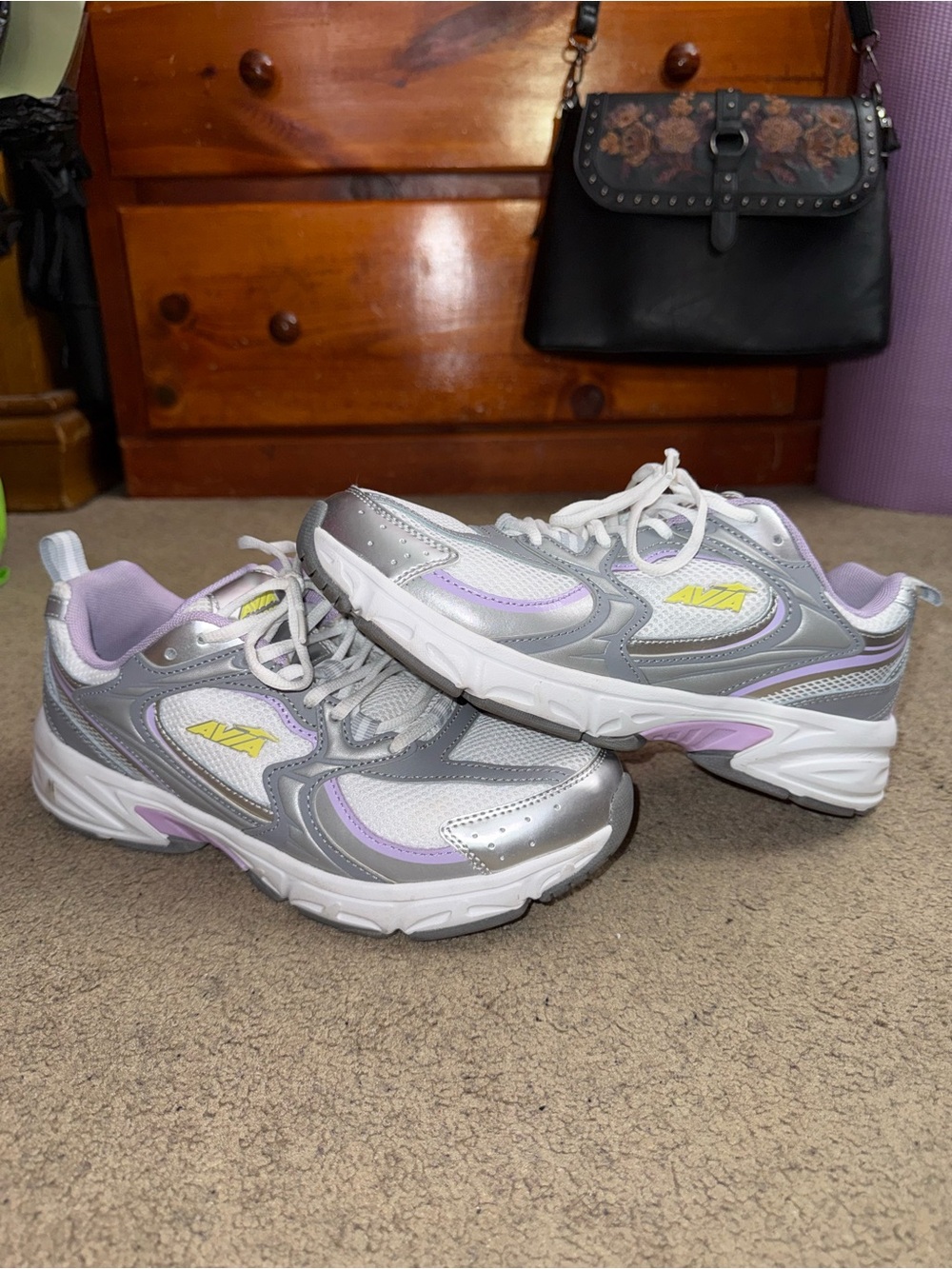 Avia Women's Silver and Lavender Athletic Sneakers